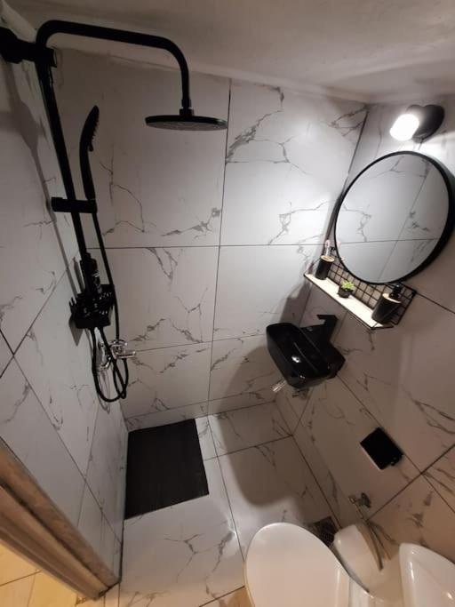 Queen Suites 60M2 Thessaloníki Eksteriør bilde